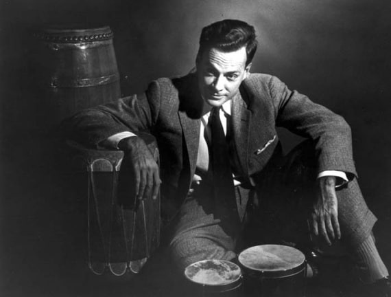 Richard Feynman, lo strabiliante mago della fisica anniversario, diagrammi Feynman, elettrodinamica quantistica, integrale Feynman, meccanica quantistica, news LOfficina, QED, Richard Feynman