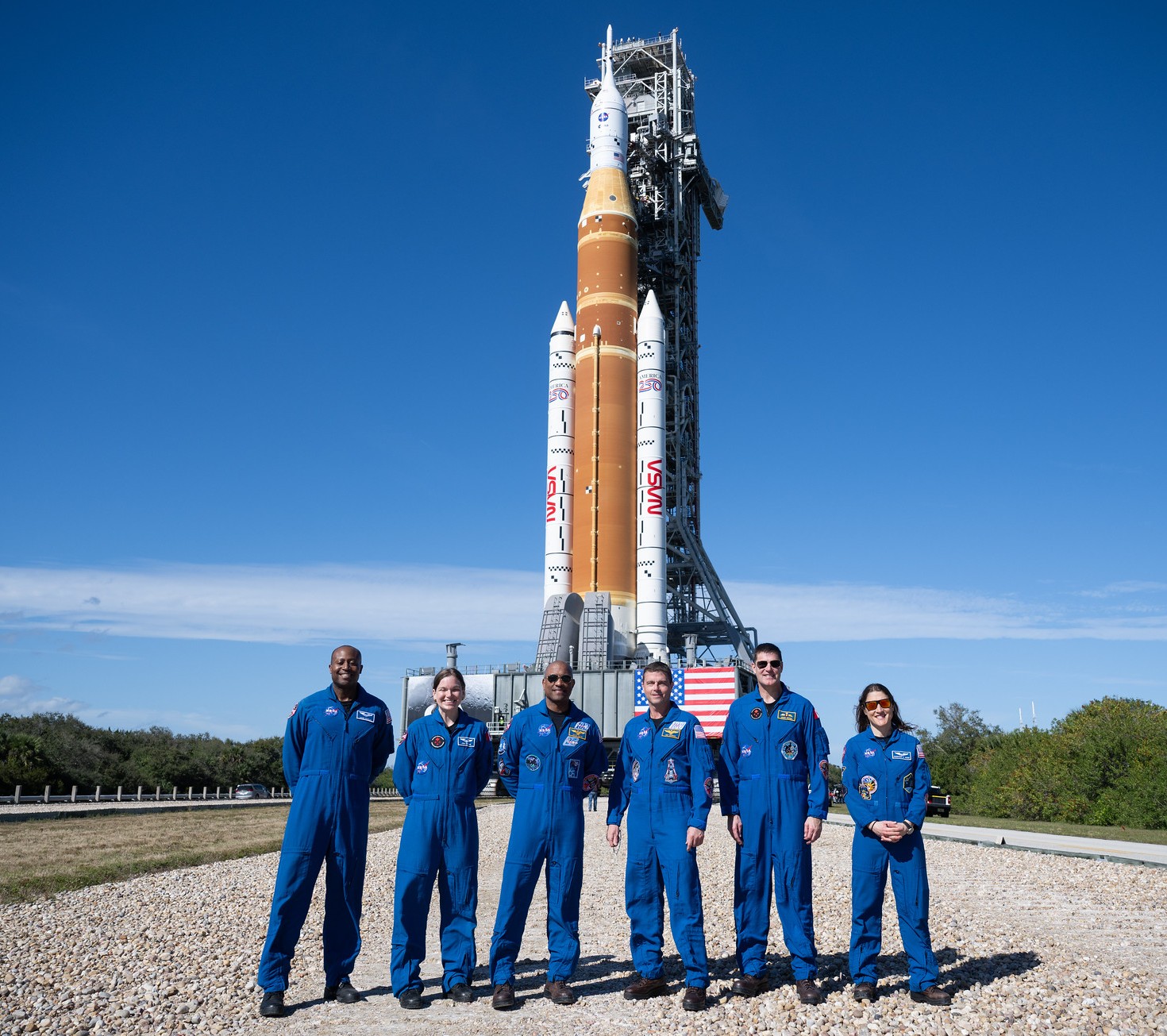 Artemis II, let's go! Artemis II, Associazione LOfficina, Civico Planetario Ulrico Hoepli, luna, NASA, news LOfficina, news spazio, SLS