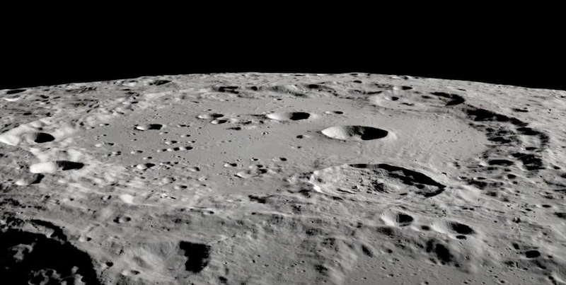 Acqua sulla Luna: forse ora sappiamo come ci è arrivata acqua sulla luna, Artemis II, Associazione LOfficina, Civico Planetario Ulrico Hoepli, luna, lunar prospector, news LOfficina, polo sud luna, satelliti naturali, scoperta acqua sulla Luna, sistema solare